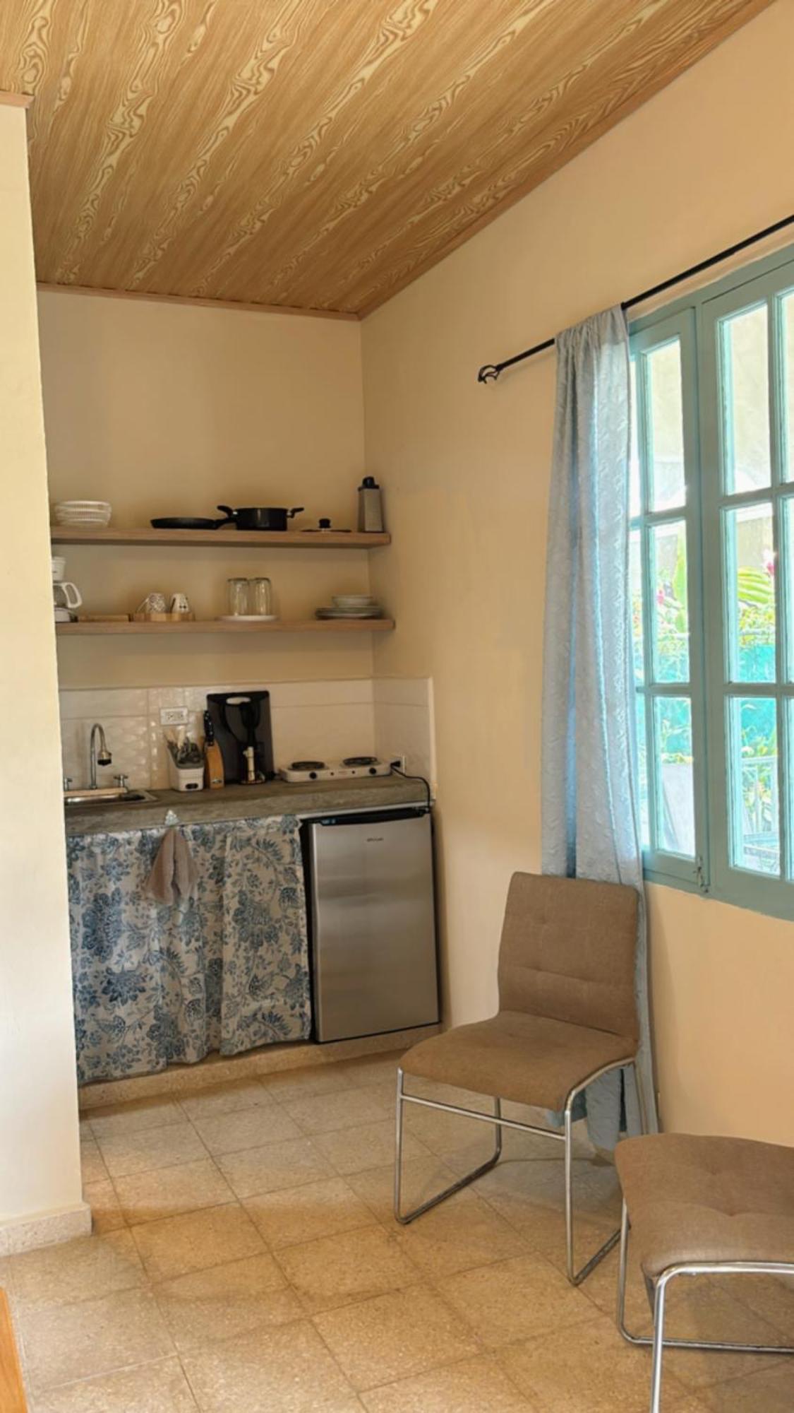 Antón La Maison D' Ivonne מראה חיצוני תמונה