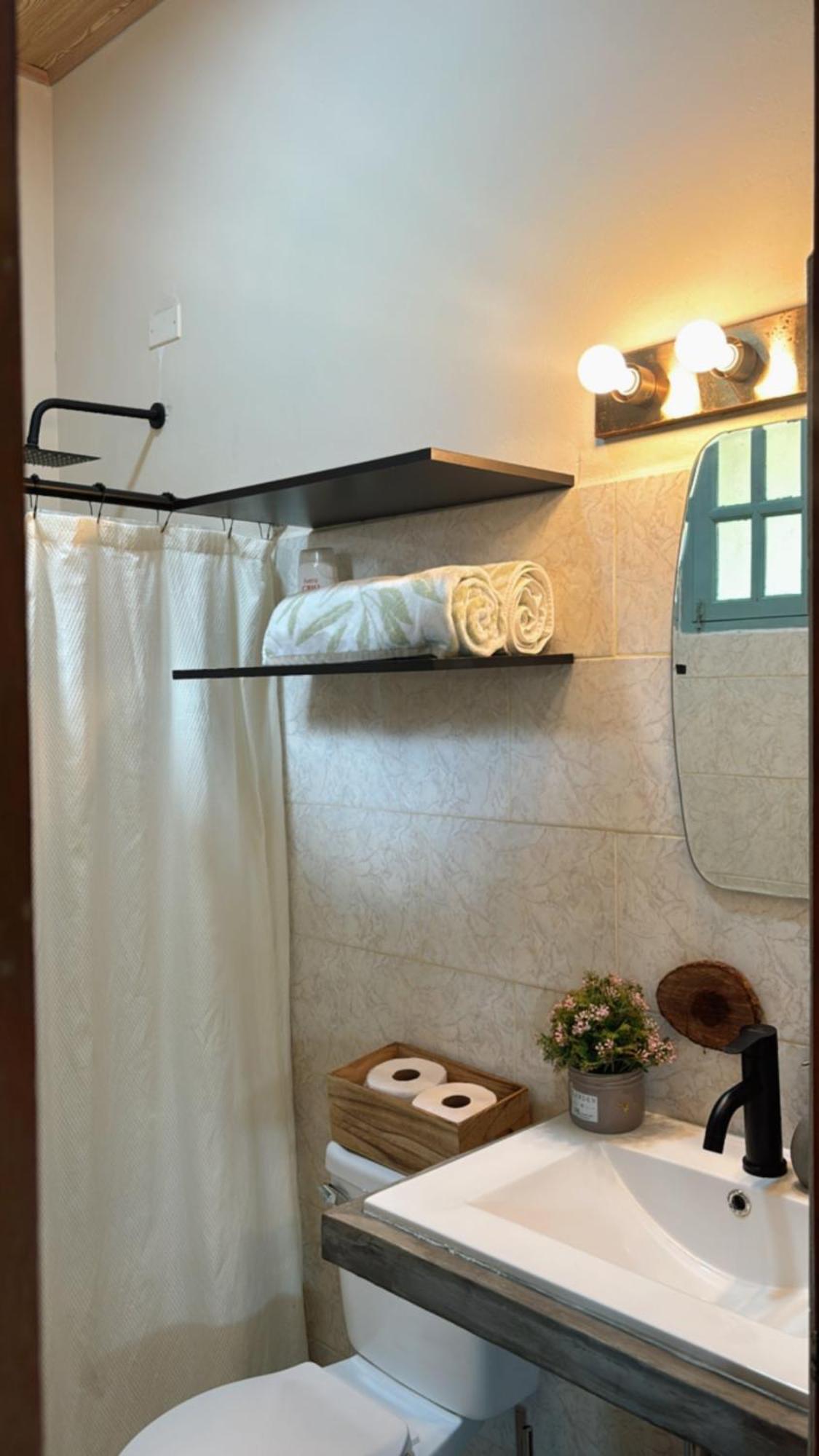 Antón La Maison D' Ivonne מראה חיצוני תמונה