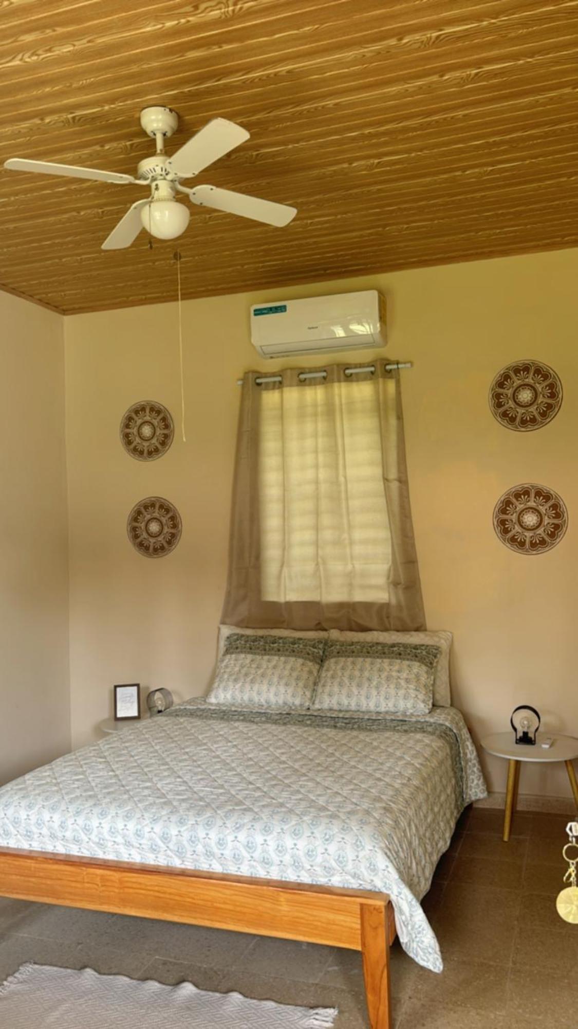 Antón La Maison D' Ivonne מראה חיצוני תמונה